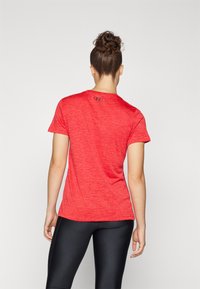 Under Armour TECH TWIST - Spordi T-särk - racer red/black