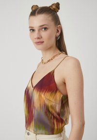 VILA VIKELLY SINGLET  - Top - camel