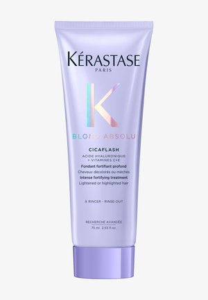 Tube mit Kérastase Blond Absolu Cicaflash intensiver stärkender Behandlung für aufgehelltes oder meliertes Haar, 75 ml auswaschbarer Conditioner.