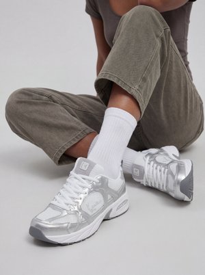 Karl Kani Sneakers low - grey