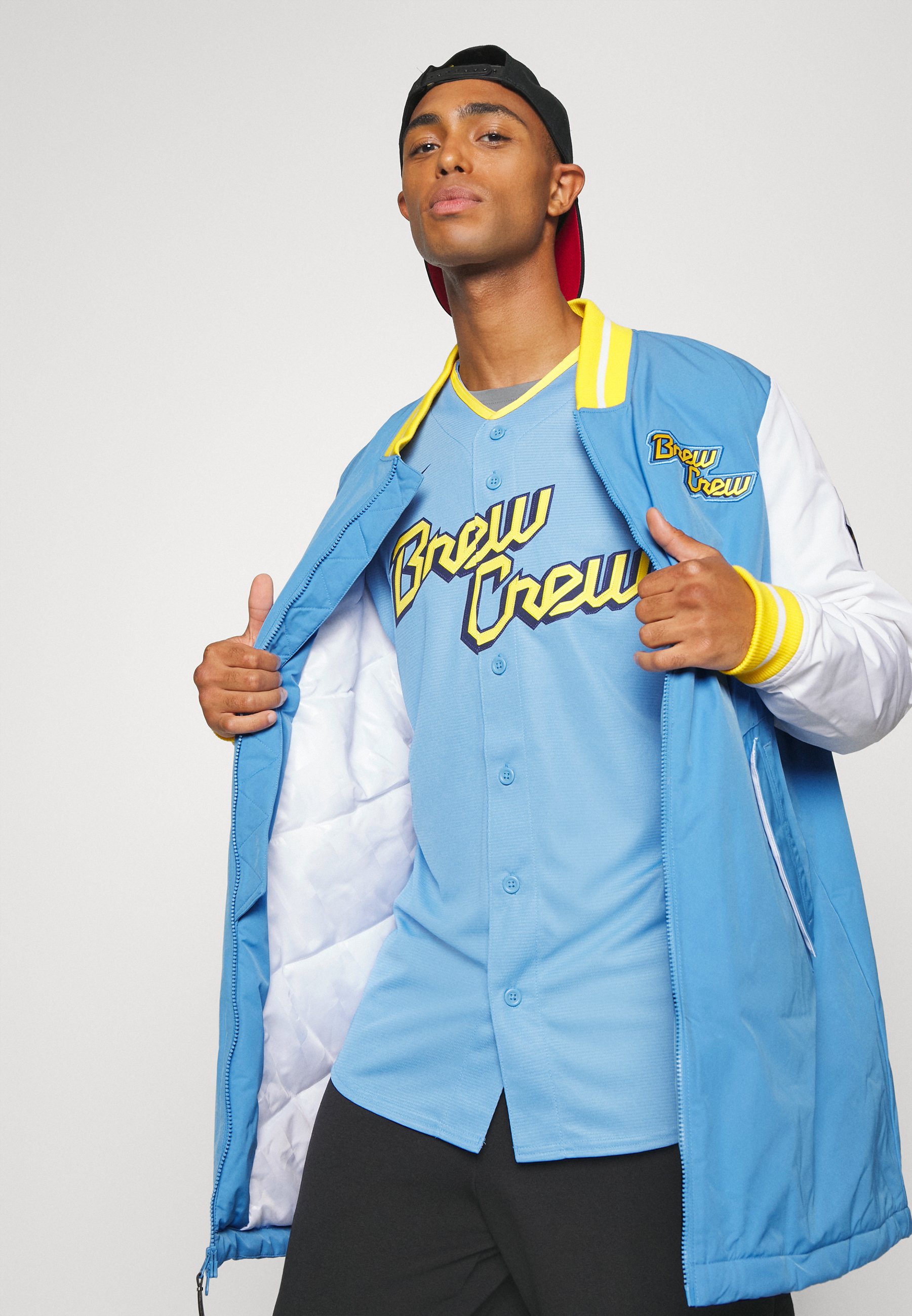 Milwaukee Brewers 2022 MLB Authentic City Connect Nike Dugout Jacket