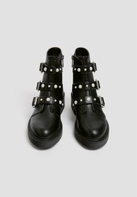 PULL&BEAR Nilkkurit - black