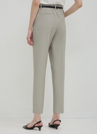 Calliope CON PINCES - Stoffhose - beige