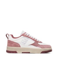 Rosa mocka och vit syntetmaterial sneakers med en krämfärgad sula, rund tå och snörningsdesign. Har en logotyp på sidan.