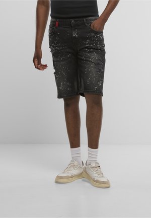 2Y Premium SYLVA RIPPED SLIM FIT - Denim shorts - black