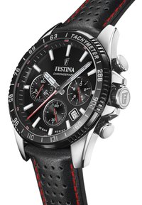 Orologio cronografo Festina con quadrante nero, cassa argentata, tre sotto-quadranti, lunetta tachimetrica e cinturino in pelle nera con cuciture rosse.