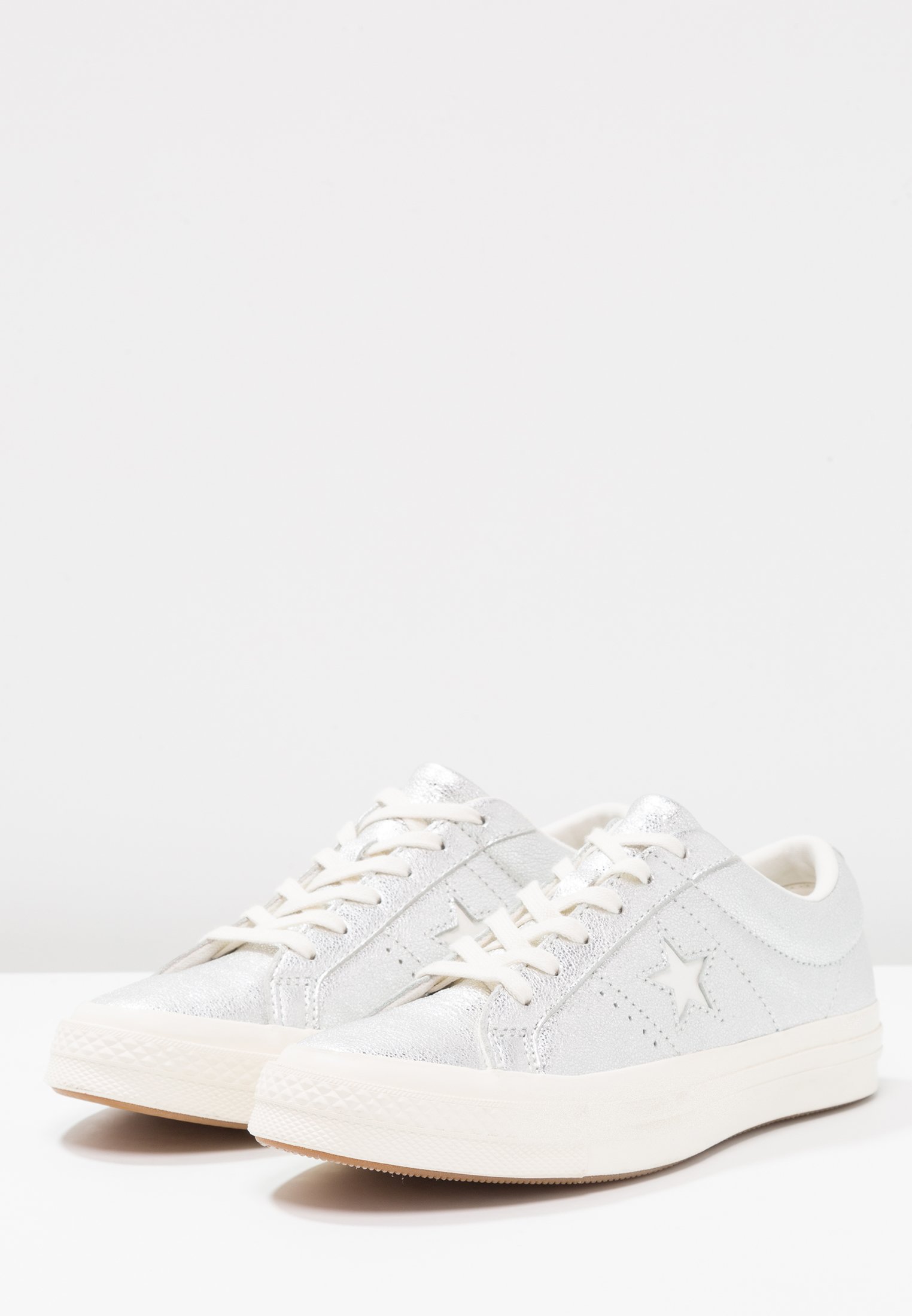converse one star heavy metallic