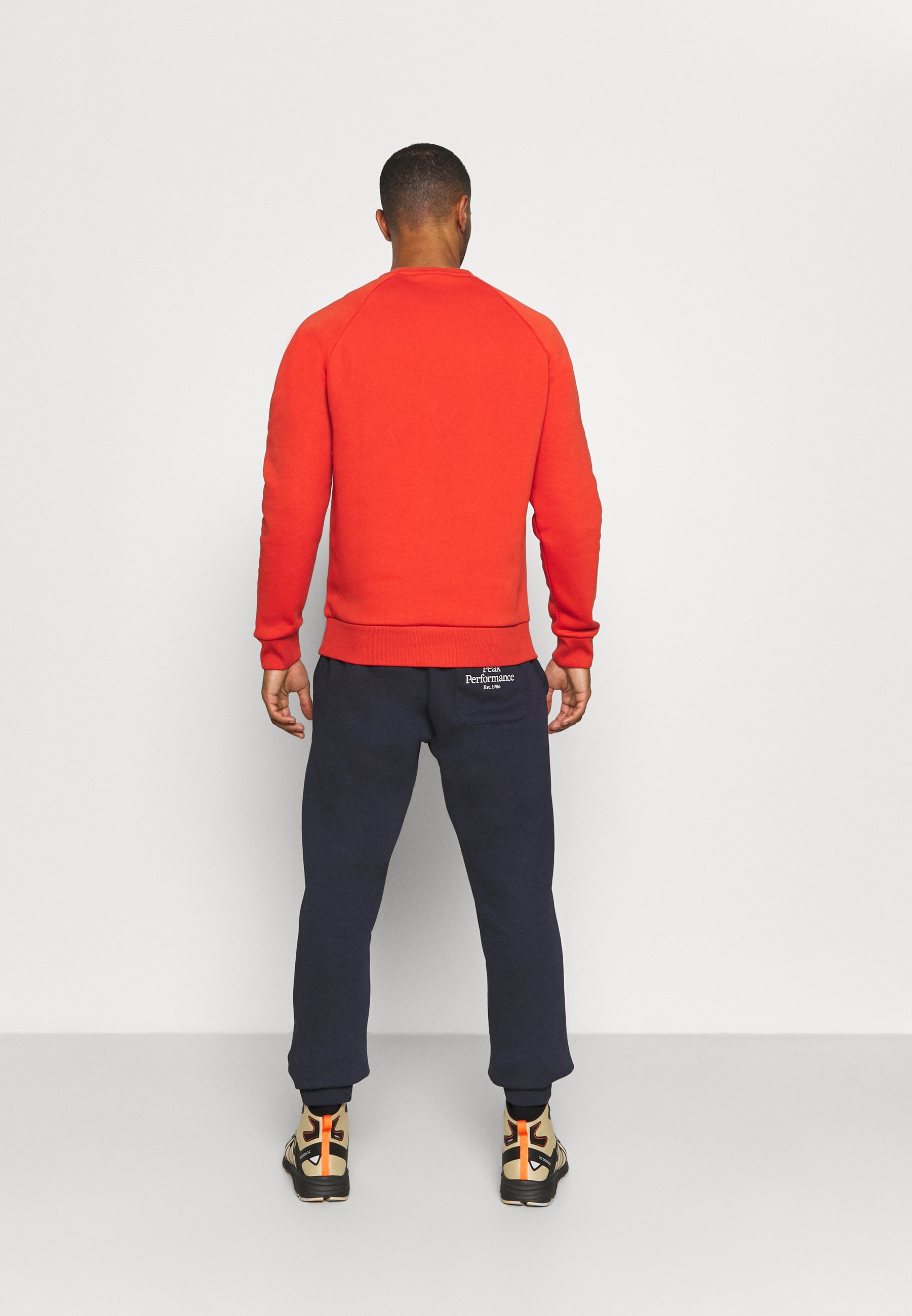 Peak performance tracksuit Clearance