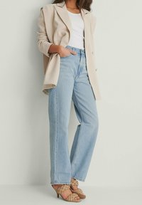 NA-KD Top - white