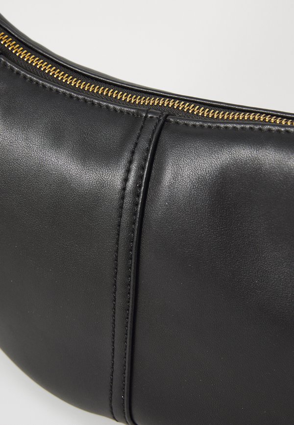 RIKA - Cross body bag2