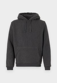 Sudadera con capucha de color gris oscuro, hecha de un forro polar texturizado. Cuenta con un bolsillo delantero, capucha ajustable con cordones y puños y dobladillo acanalados.