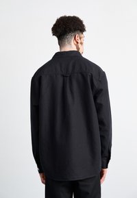 Carhartt WIP WALTER SHIRT SULLIVAN - Lichte jas - black