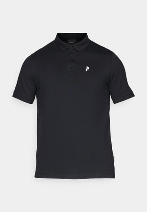 Zwarte polo gemaakt van katoen, met een kraag, drie knopen en een klein wit logo op de linkerborst. Korte mouwen, klassieke pasvorm.