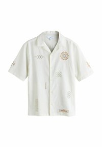 Lühikeste varrukatega särgi heleroheline kangas, millel on oranži ja rohelise geomeetriline tikand, klassikalise krae ja nööpidega eest suletav.