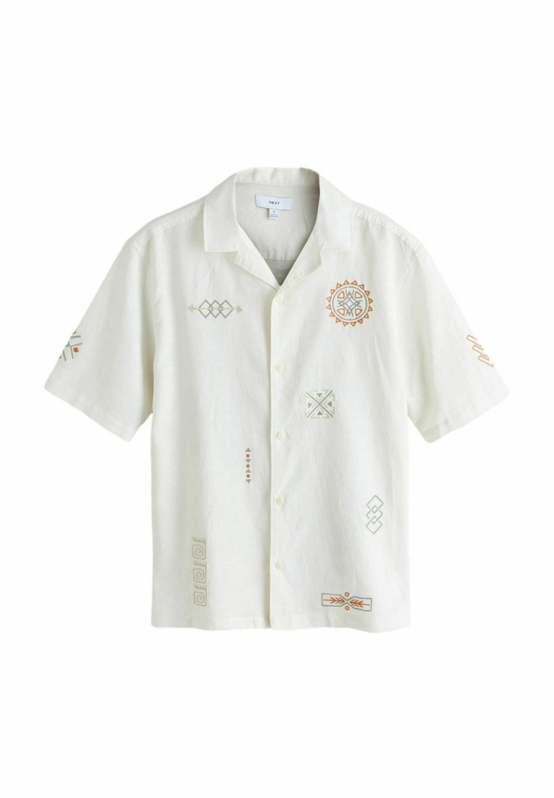 Lühikeste varrukatega särgi heleroheline kangas, millel on oranži ja rohelise geomeetriline tikand, klassikalise krae ja nööpidega eest suletav.