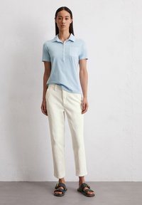 Marc O'Polo KURZARM SLIM MIT MIX-DETAILS - Poloshirt - smooth sky