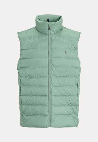 Ανοιχτό πράσινο καπιτονέ μπουφάν γιλέκο χωρίς μανίκια με φερμουάρ μπροστά, ψηλό γιακά, πλαϊνές τσέπες και μικρό κεντητό λογότυπο στο στήθος.