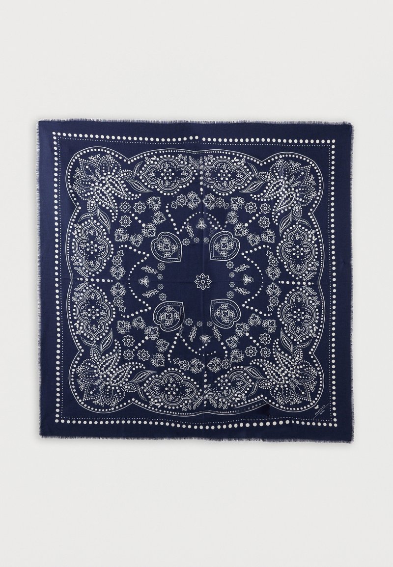 Μπλε σκούρο μαντήλι με λευκά σχέδια παϊζουν και λουλουδάτα μοτίβα. Τετράγωνο σχήμα, με φουντωτά άκρα, που διαθέτει περίπλοκες λεπτομέρειες σε όλο το σχέδιο.