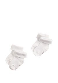 Witte katoen sokken met opgerolde boorden, voorzien van een gladde textuur en een zacht ontwerp. Geschikt voor baby's, zonder extra patronen of afbeeldingen.