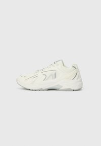 Δεν επιλέχθηκε, white