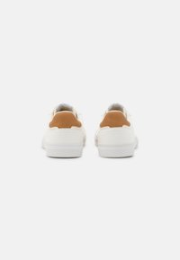 Pepe Jeans KENTON TOP - Sapatilhas - white