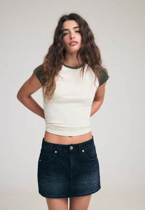 Stradivarius, D62 DENIM SKORT - Jupe en jean - blue denim