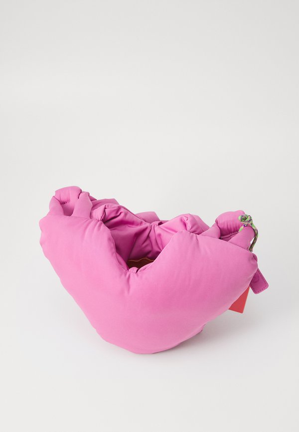 COACHTOPIA PUFFY HEART - Handbag4