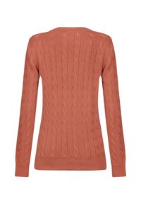 Maglione a trama a trecce in un colore terracotta tenue. Presenta maniche lunghe e un classico scollo rotondo. Motivo testurizzato su tutta la superficie.