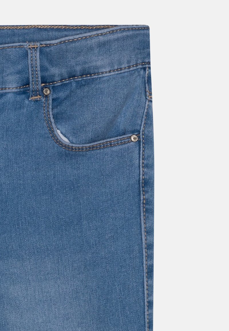 KIDS ONLY KOGROYAL Life Reg Flared Pim Noos Jeans, White, 134 - 3