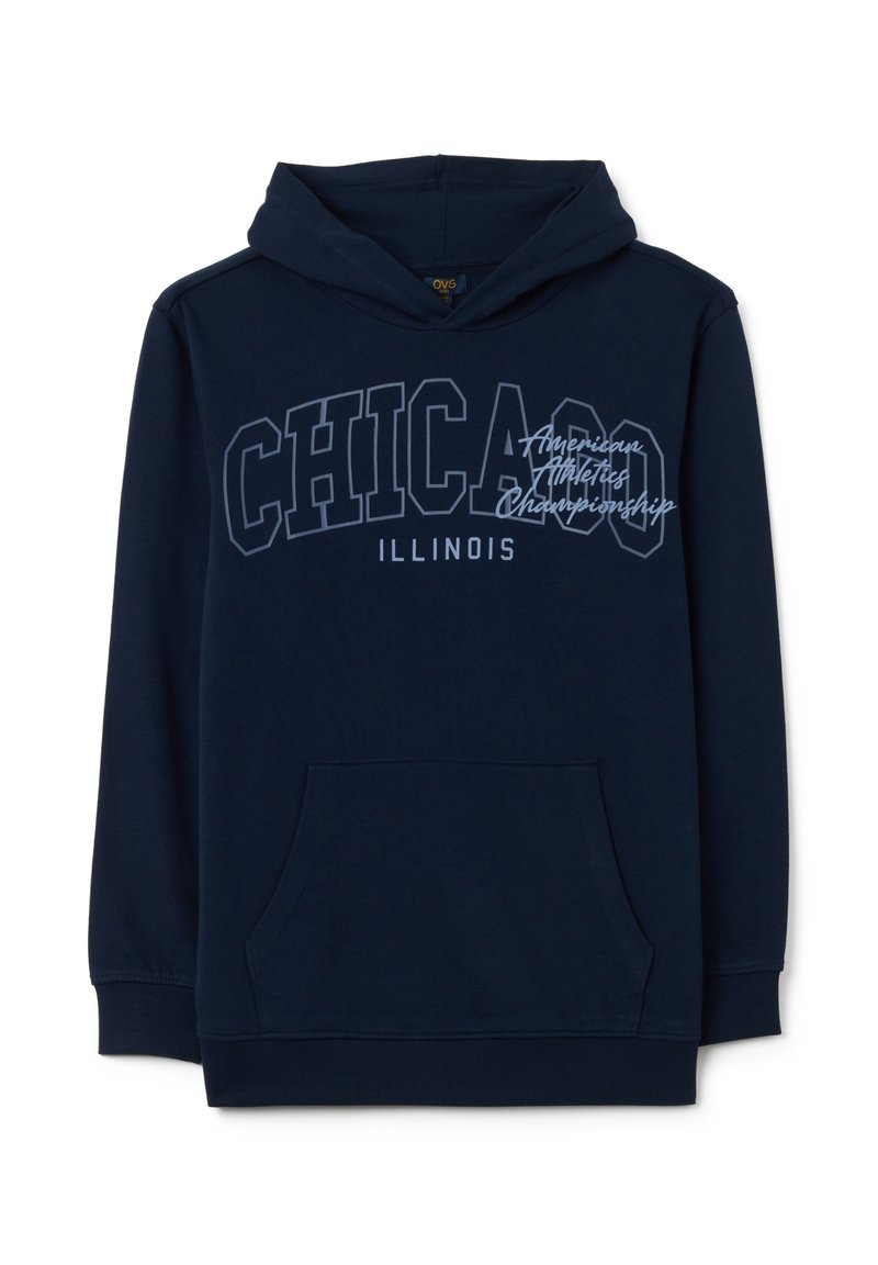 Felpa blu navy con tasca frontale, caratterizzata da un audace testo "CHICAGO" e "Illinois" sottostante in grigio chiaro, realizzata in morbido cotone.