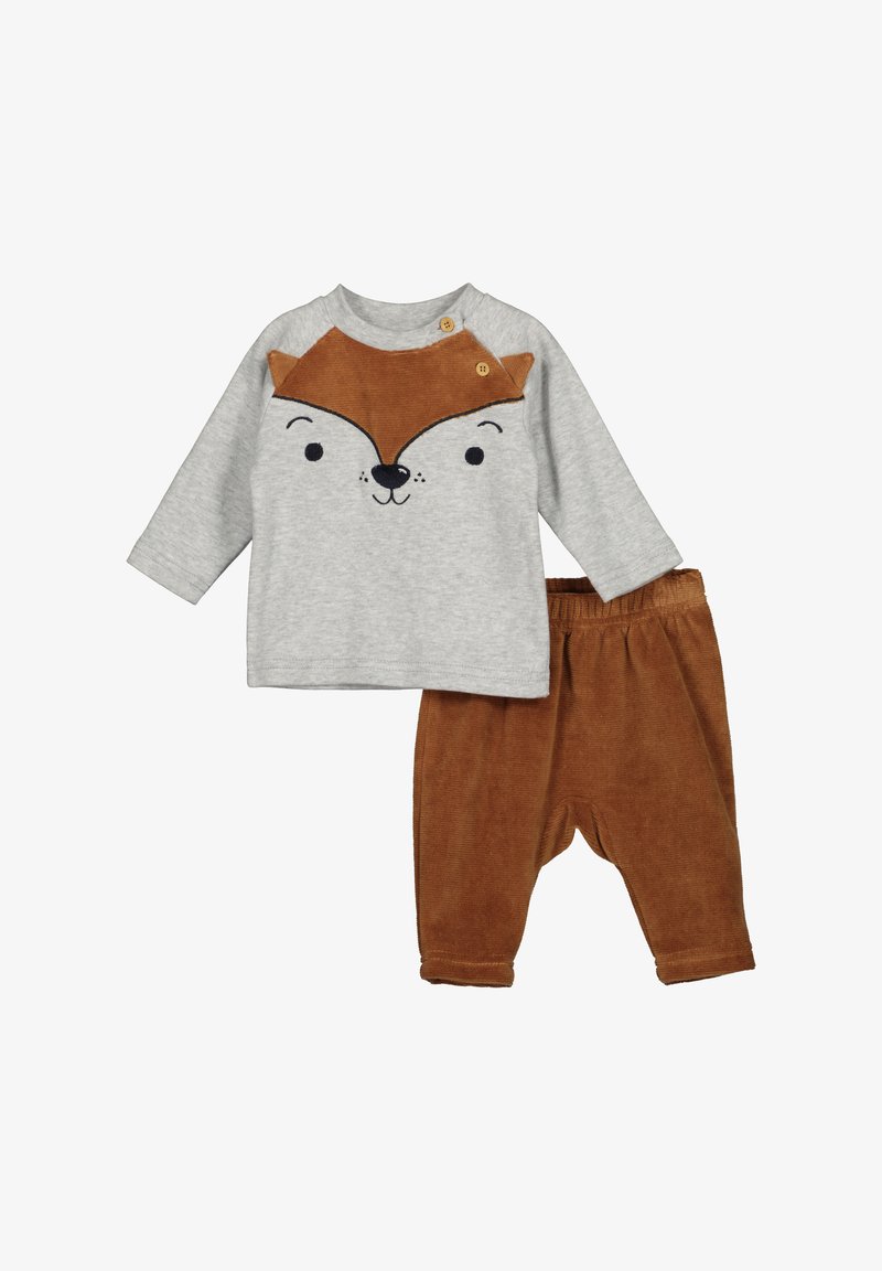 Grauer Baumwoll-Langarmshirt mit einem braunen Fuchs-Gesicht Design und zwei Knöpfen; kombiniert mit braunen Cordhosen und elastischem Bund.
