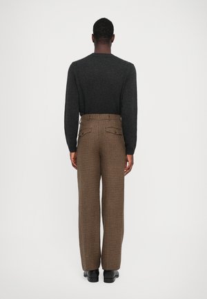 Rankning 8: Tiger of Sweden - TODNE - Tygbyxor