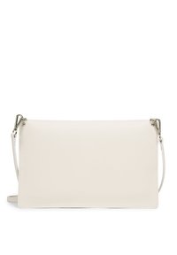 Borsa a tracolla bianca in pelle con texture liscia, forma rettangolare, dettagli in metallo argentato e tracolla regolabile.