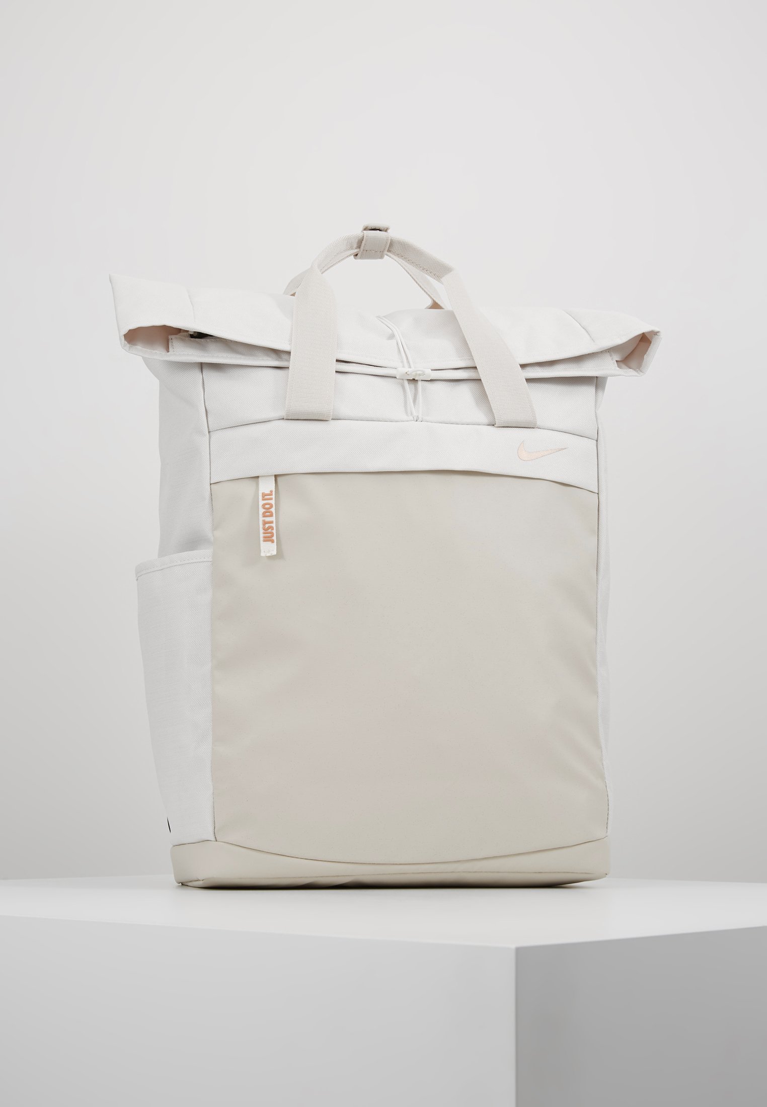 nike rucksack radiate beige