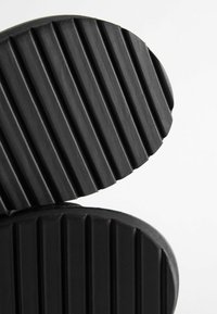 Next Vandringssandaler - black