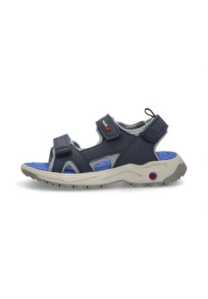 Sandalia azul oscura con acentos grises, que cuenta con un upper texturizado, correas ajustables de Velcro y una plantilla azul acolchada sobre una suela resistente.
