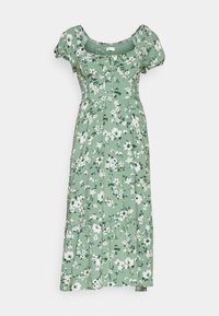 Długa sukienka maxi w zielonym materiale z kwiatowym wzorem, z krótkimi bufkami na rękawach, zaokrąglonym dekoltem i warstwową spódnicą o lekkiej teksturze.