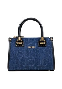 Sac en denim avec des accents en cuir noir, matériel en or, un design structuré et un logo en relief. Deux poignées supérieures, fermeture éclair et forme carrée.