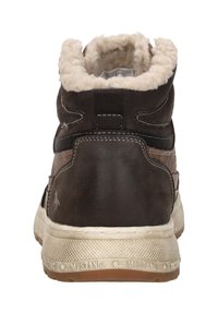 Bruine leren hoge sneakers met een nepbonten kraag, contrasterende stiksels, een stevige rubberen zool en geperst merk op de zijkanten.