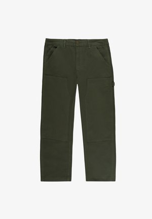 Oliwkowe spodnie cargo z bawełny, z dwoma przednimi kieszeniami, boczną kieszenią użytkową oraz prostym krojem nogawki. Gładka faktura.
