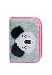 Geldbörse in Grau mit Futter und pinkem Reißverschluss. Auf der Vorderseite befindet sich ein Koala-Gesicht-Design mit schwarzen Akzenten, gestickten Augen und rosa Wangen.