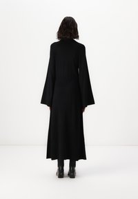 Bruuns Bazaar ANEMONE MAISAS DRESS - Abito in maglia - black