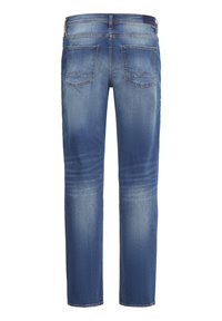 Vaqueros de mezclilla azul con efectos de desvanecimiento, corte recto, dos bolsillos traseros y costuras en contraste.