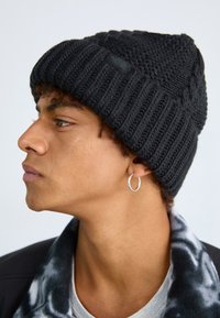 MEGA BEANIE UNISEX - Berretto - black
