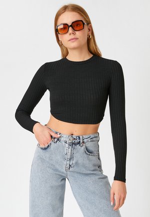 Long sleeved top - black