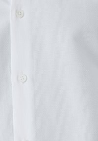 HALF ITALIAN NECK  - Camisa elegante - white