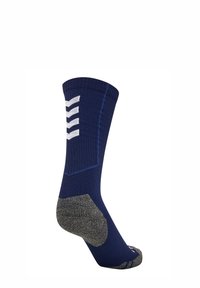 Calcetín deportivo azul marino con patrón de zigzag blanco, talón y punta grises reforzados, puño acanalado y textura suave.