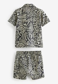 Next SHORT SLEEVE PATTERN SET - REGULAR FIT - Shortsit - black white