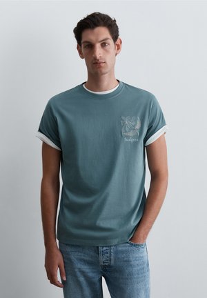 Scalpers, SCALPERS SCFLOWERS EMB TEE - Camiseta estampada - lightduck