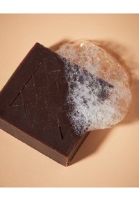 Thumbnail Image 3